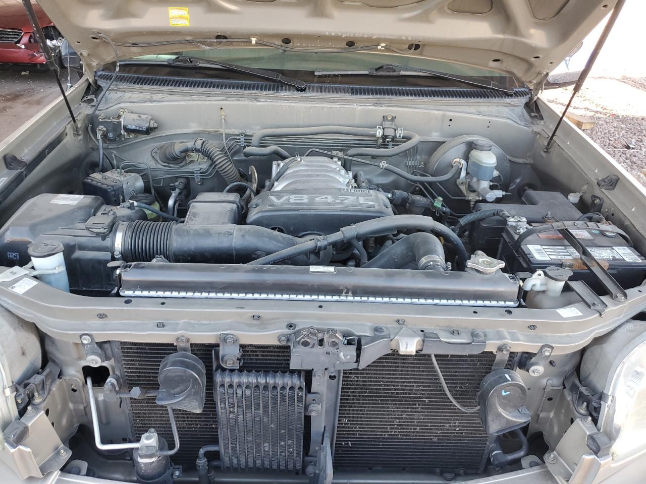 2004 Toyota Tundra - Image 13