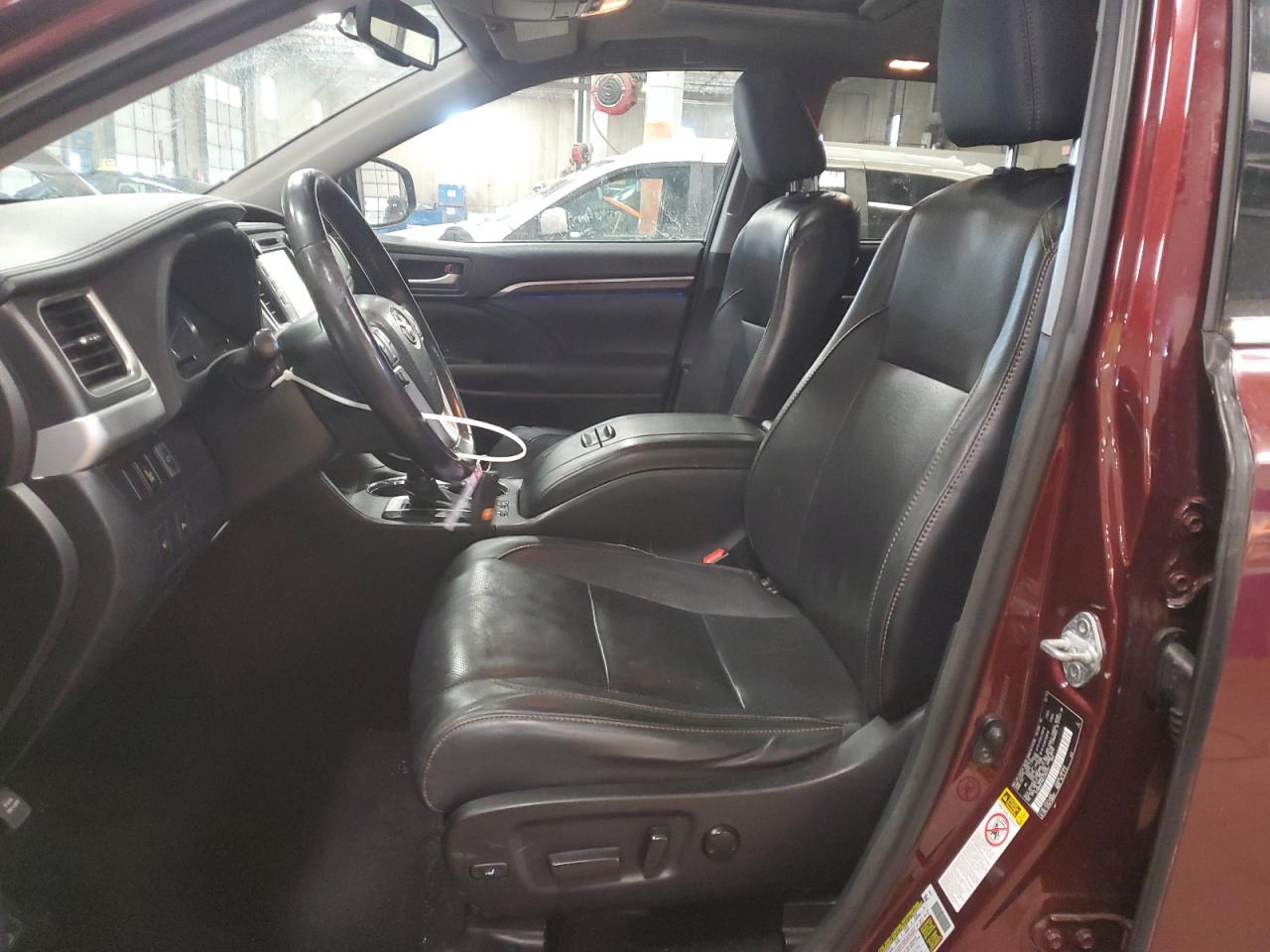 2015 Toyota Highlander - Image 7
