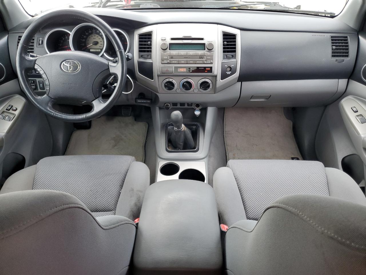 2010 Toyota Tacoma - Image 8