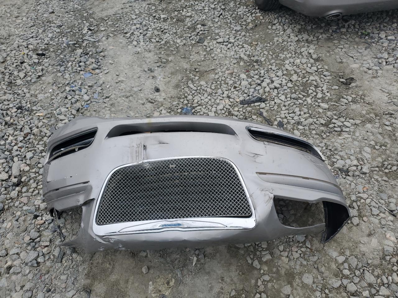 2014 Chrysler 300 - Image 12