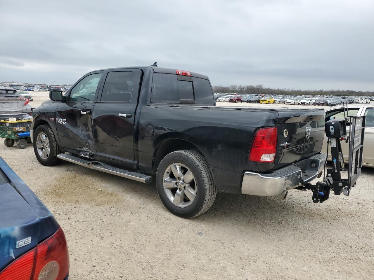 2016 RAM 1500 - Image 2