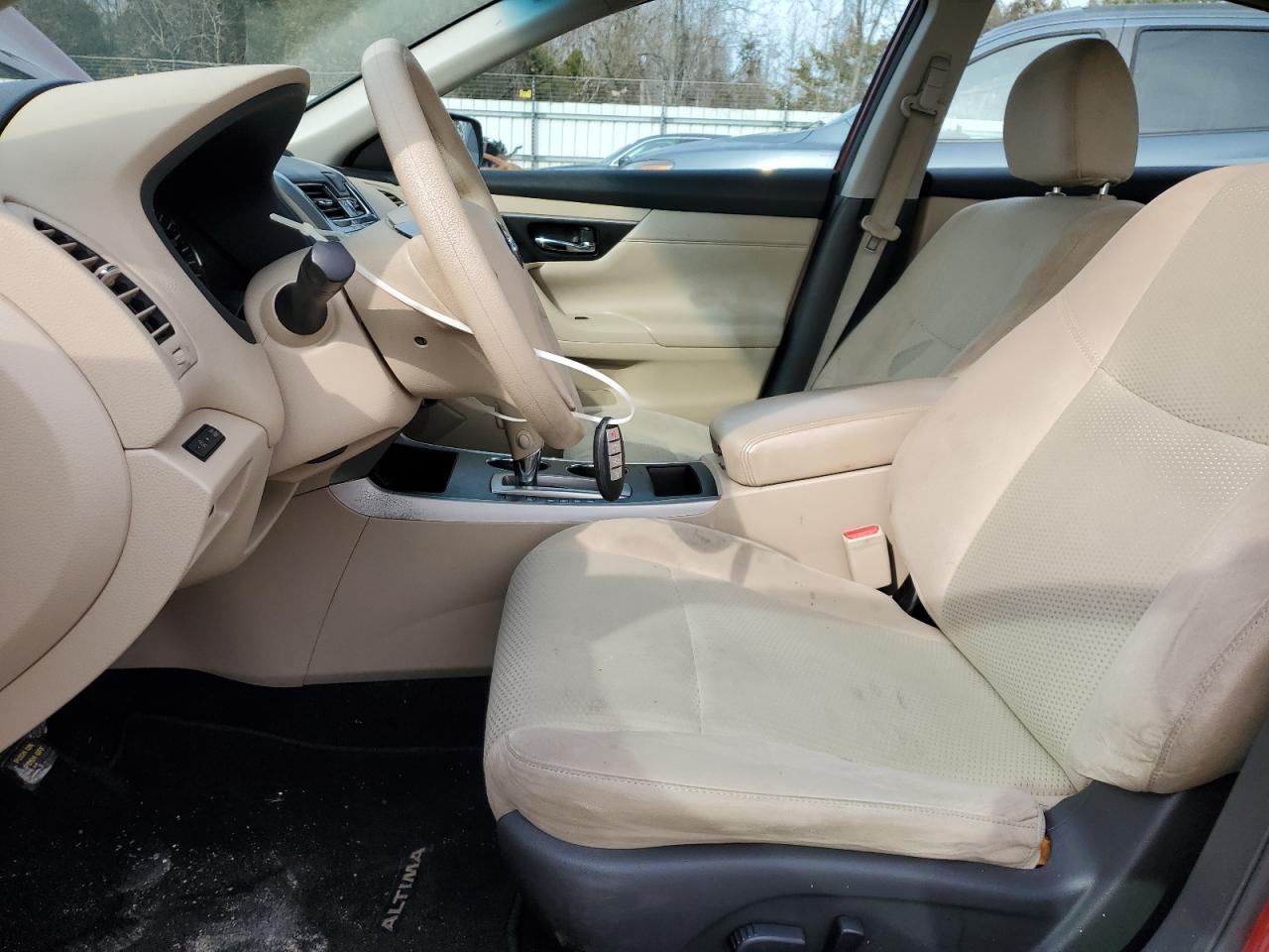 2015 Nissan Altima - Image 7