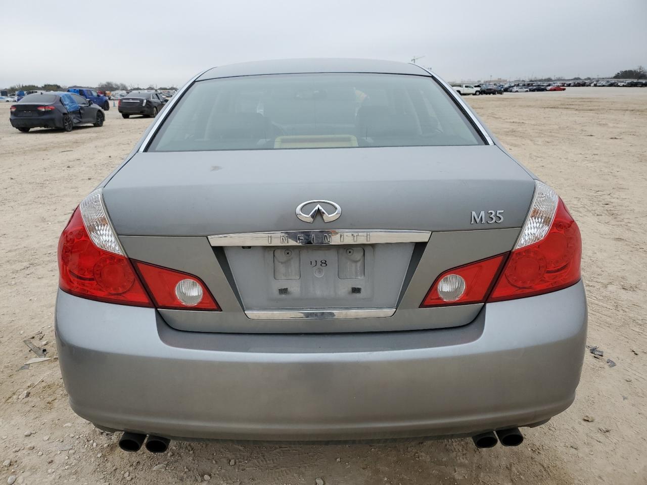 2007 Infiniti M - Image 6