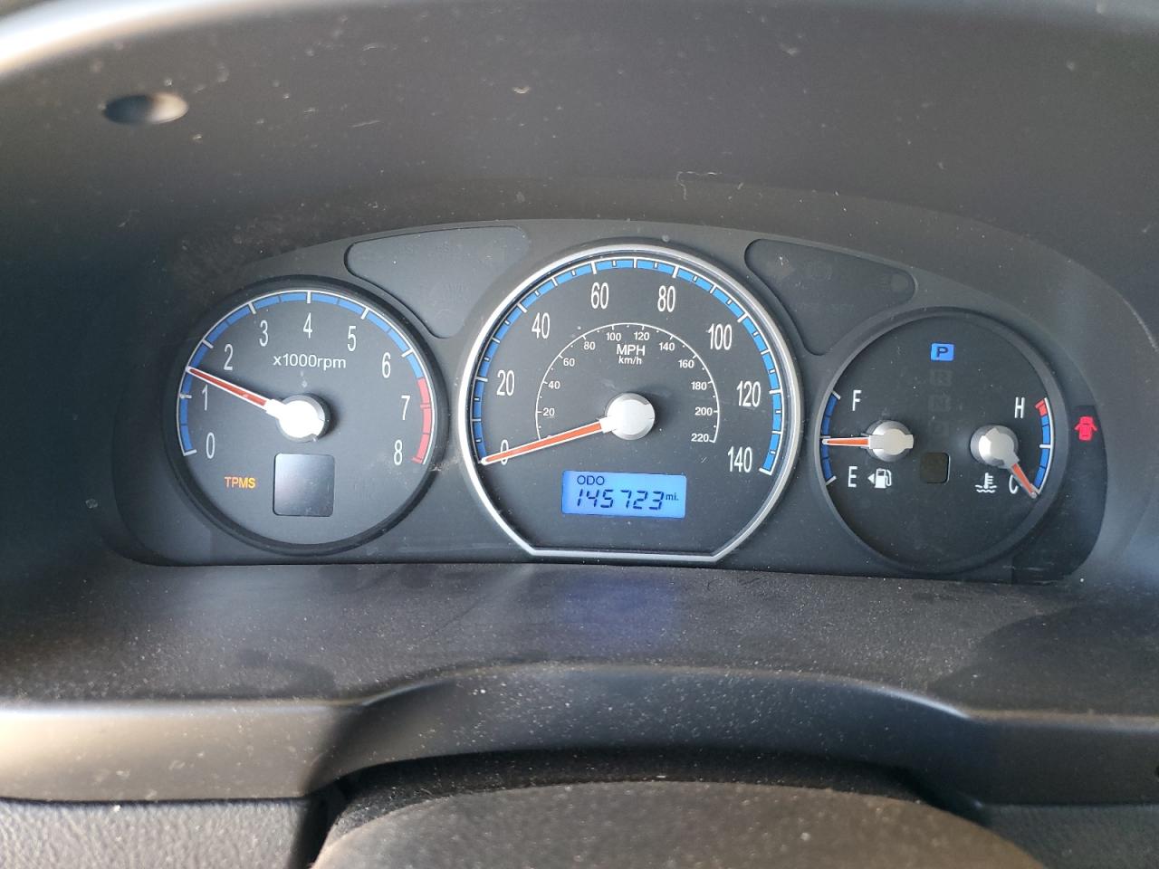 2008 Hyundai Santa Fe - Image 9