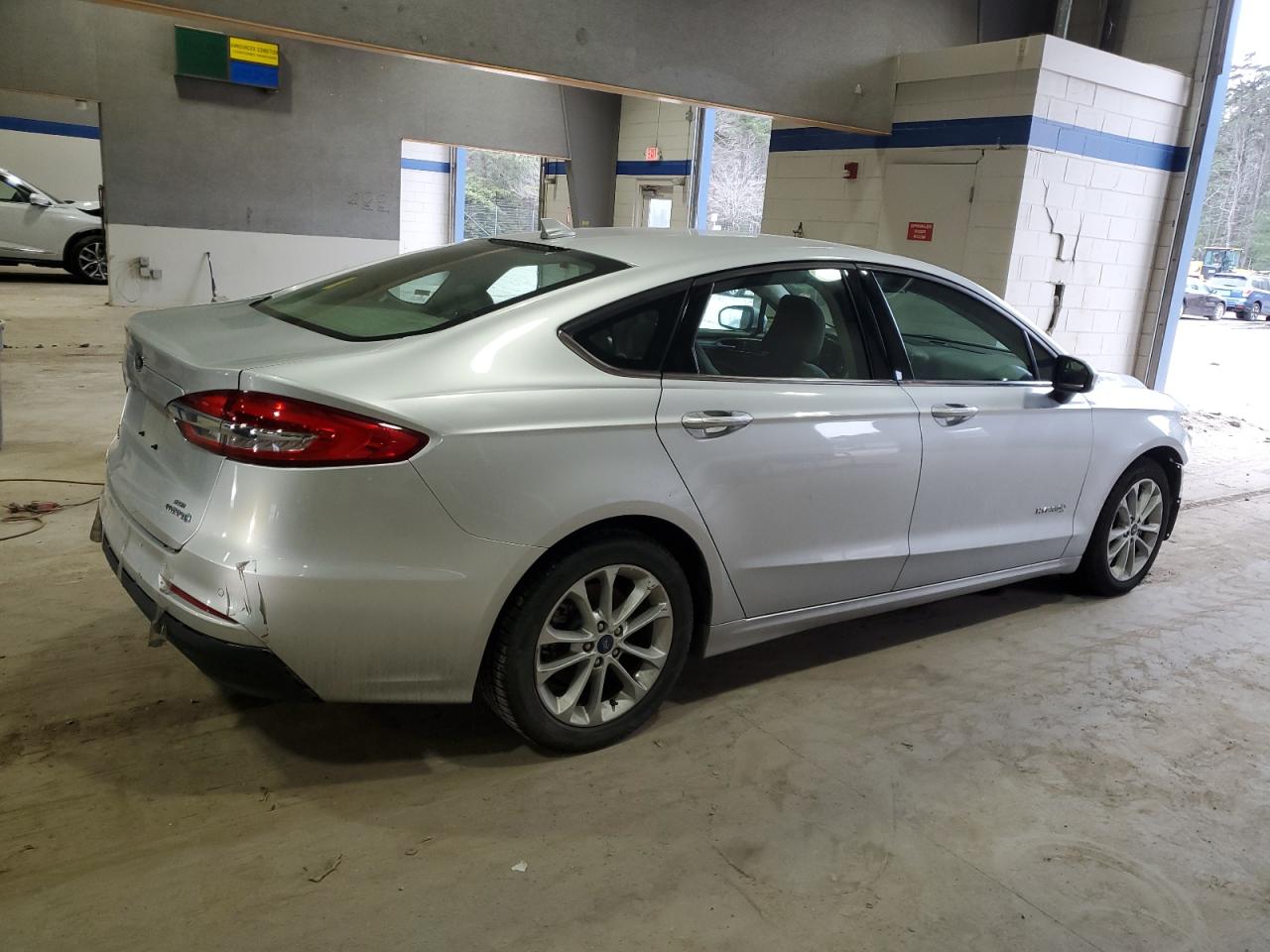 2019 Ford Fusion - Image 3
