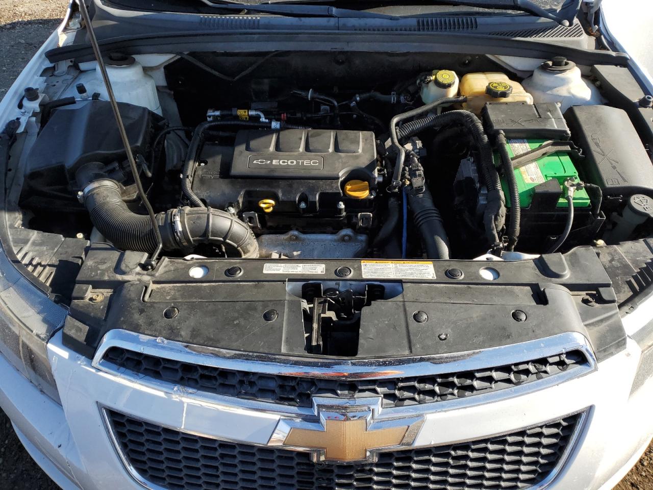 2013 Chevrolet Cruze - Image 11