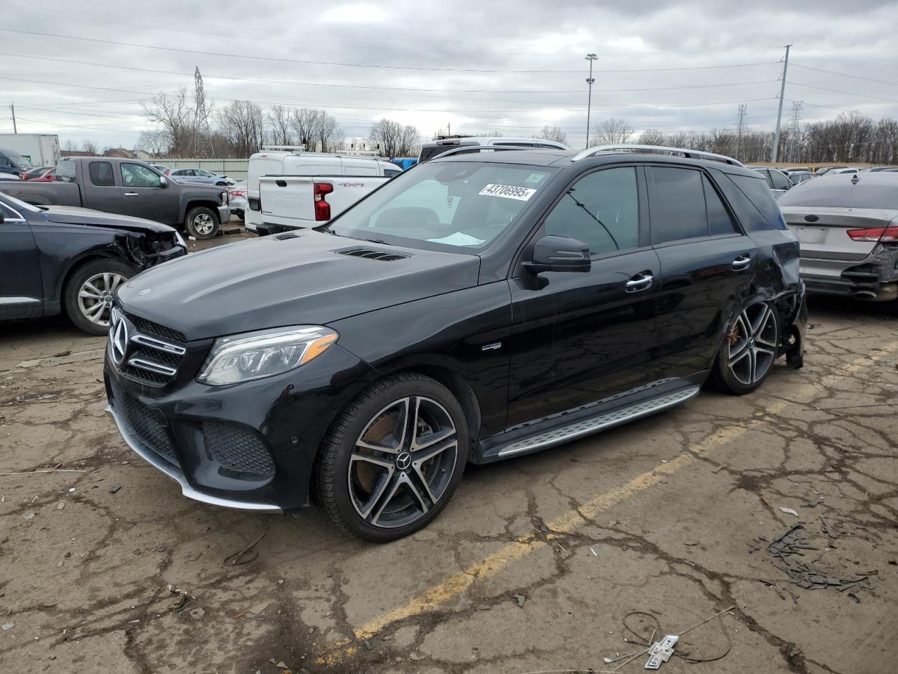 2018 Mercedes-Benz GLE - Image 1