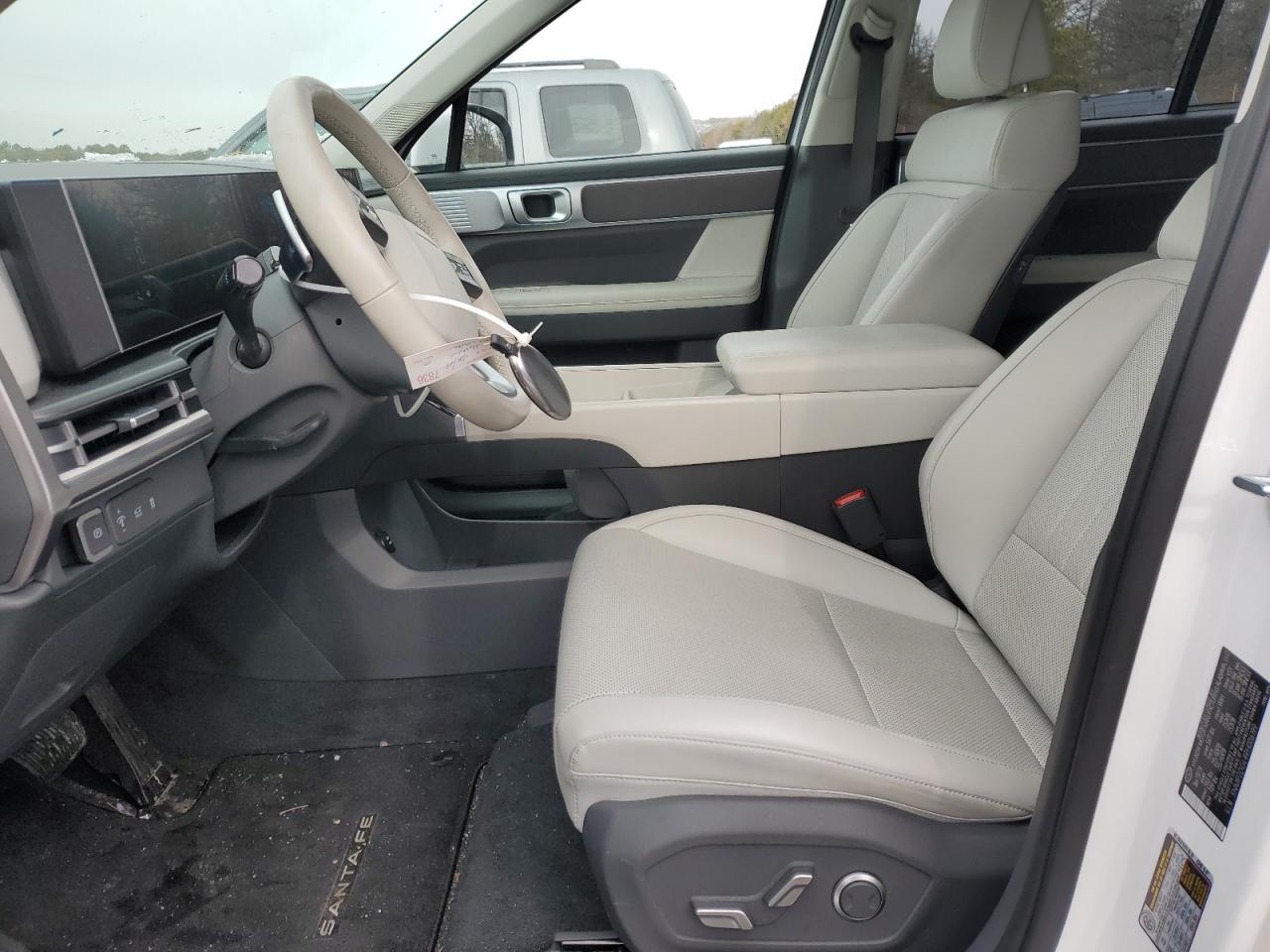 2024 Hyundai Santa Fe - Image 7
