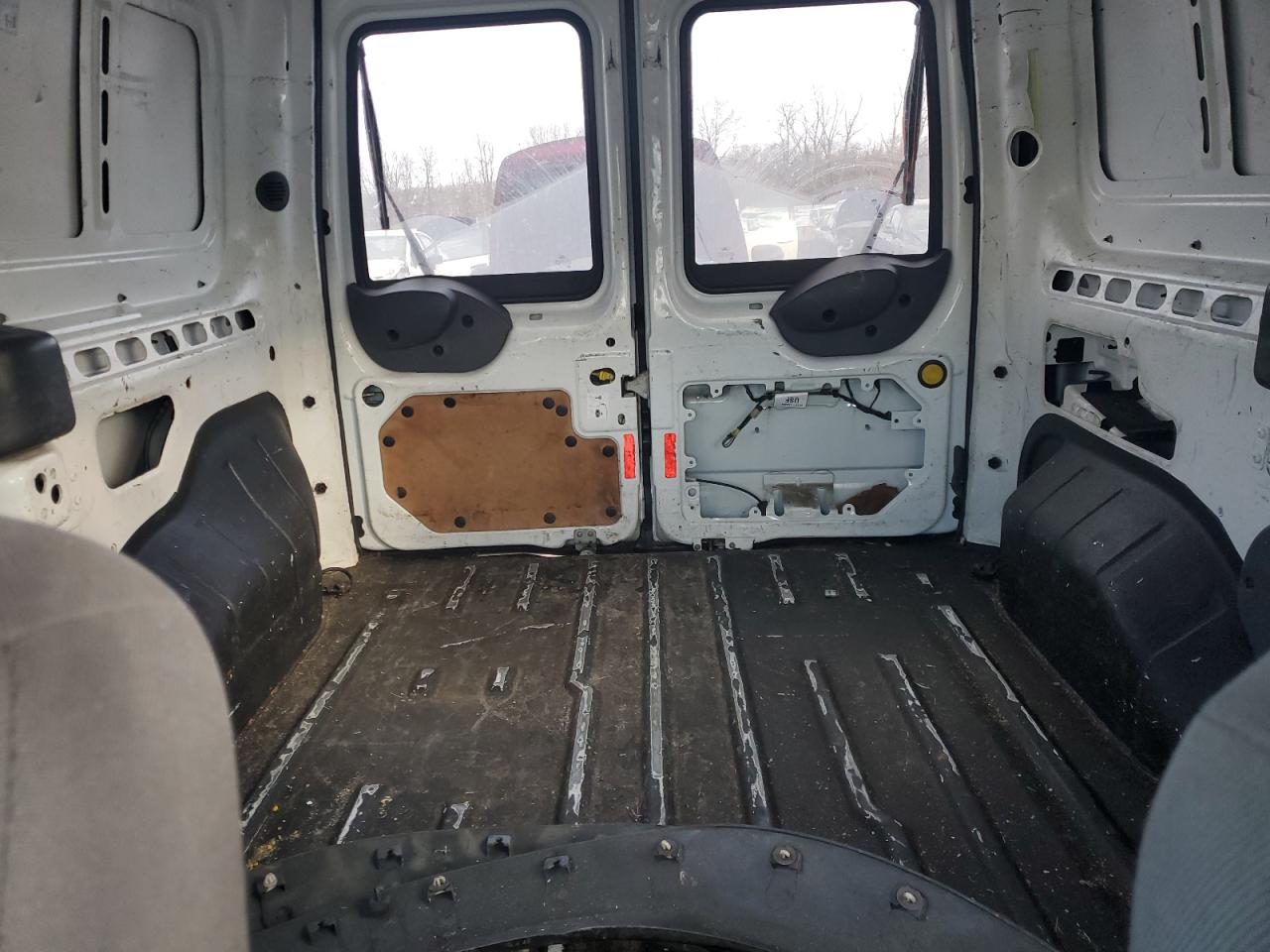 2013 Ford Transit - Image 10