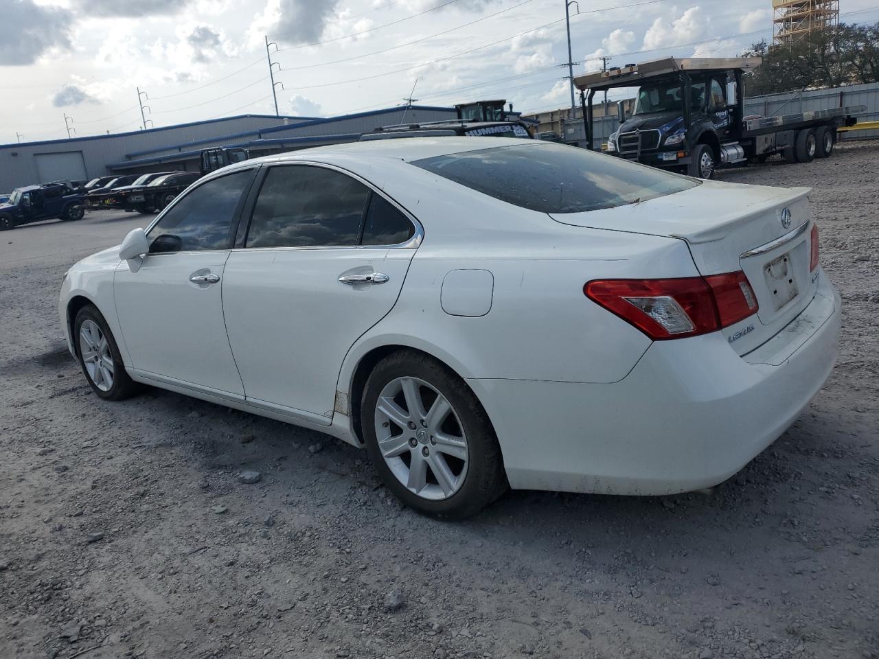 2009 Lexus ES - Image 2