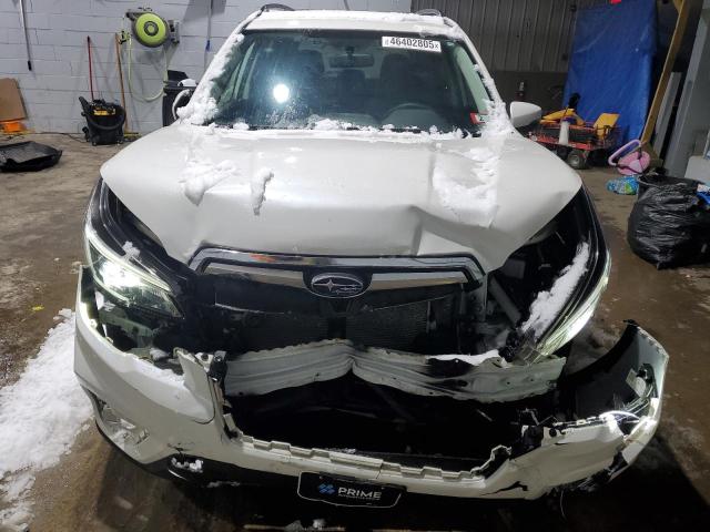  SUBARU FORESTER 2019 Белы