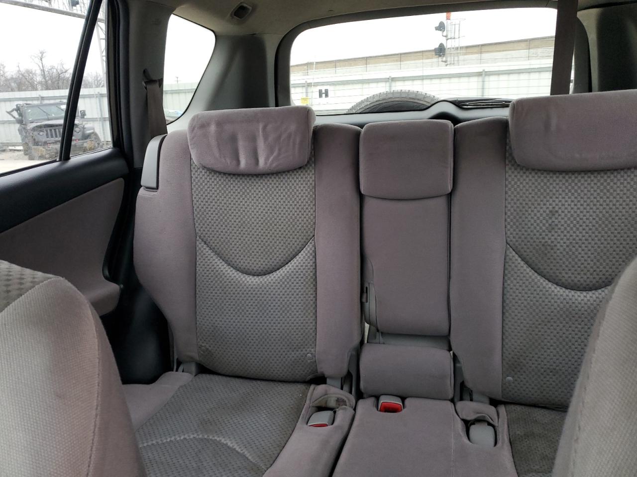 2006 Toyota RAV 4 - Image 10