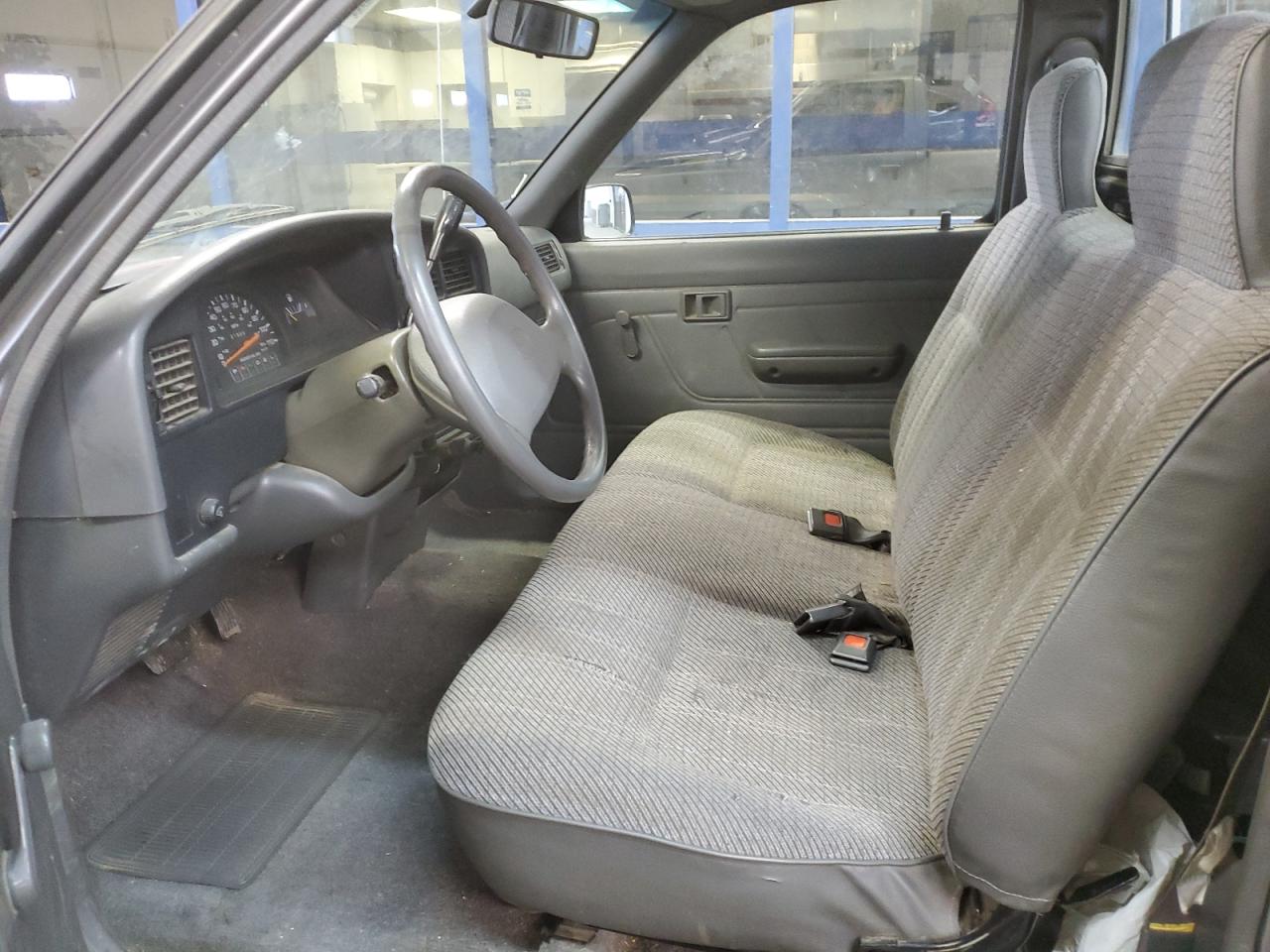 1994 Toyota Pickup - Image 7