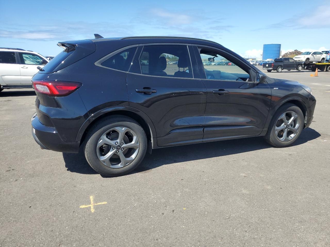 2023 Ford Escape - Image 3