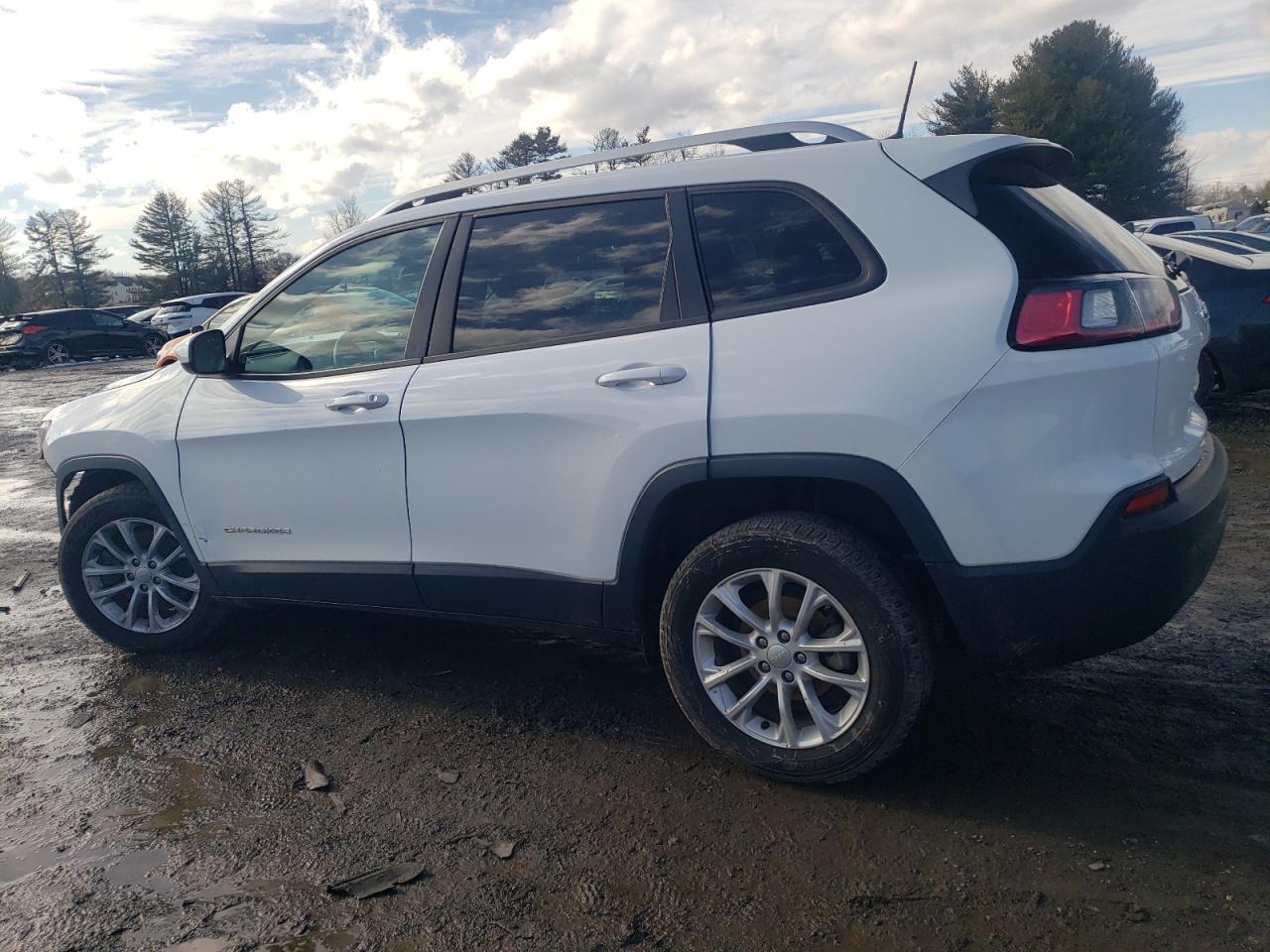2020 Jeep Grand Cherokee - Image 2