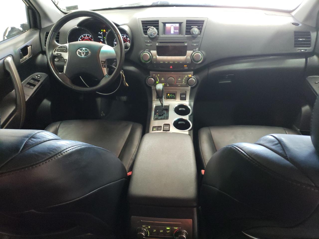 2011 Toyota Highlander - Image 8