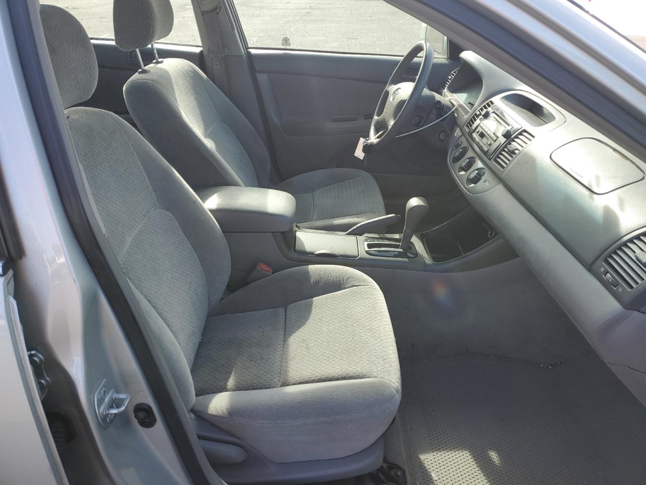 2003 Toyota Camry - Image 7