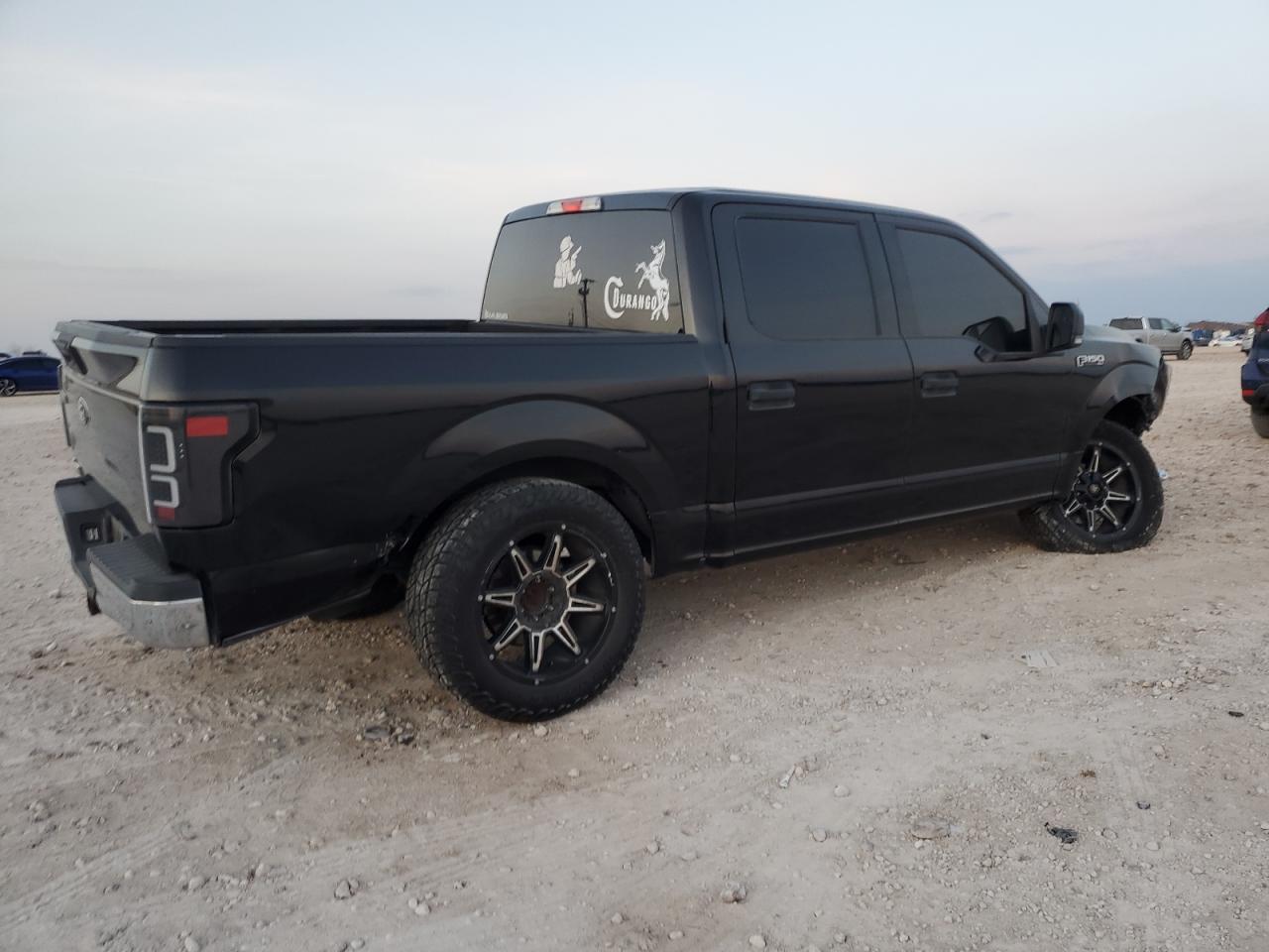 2015 Ford F-150 - Image 3