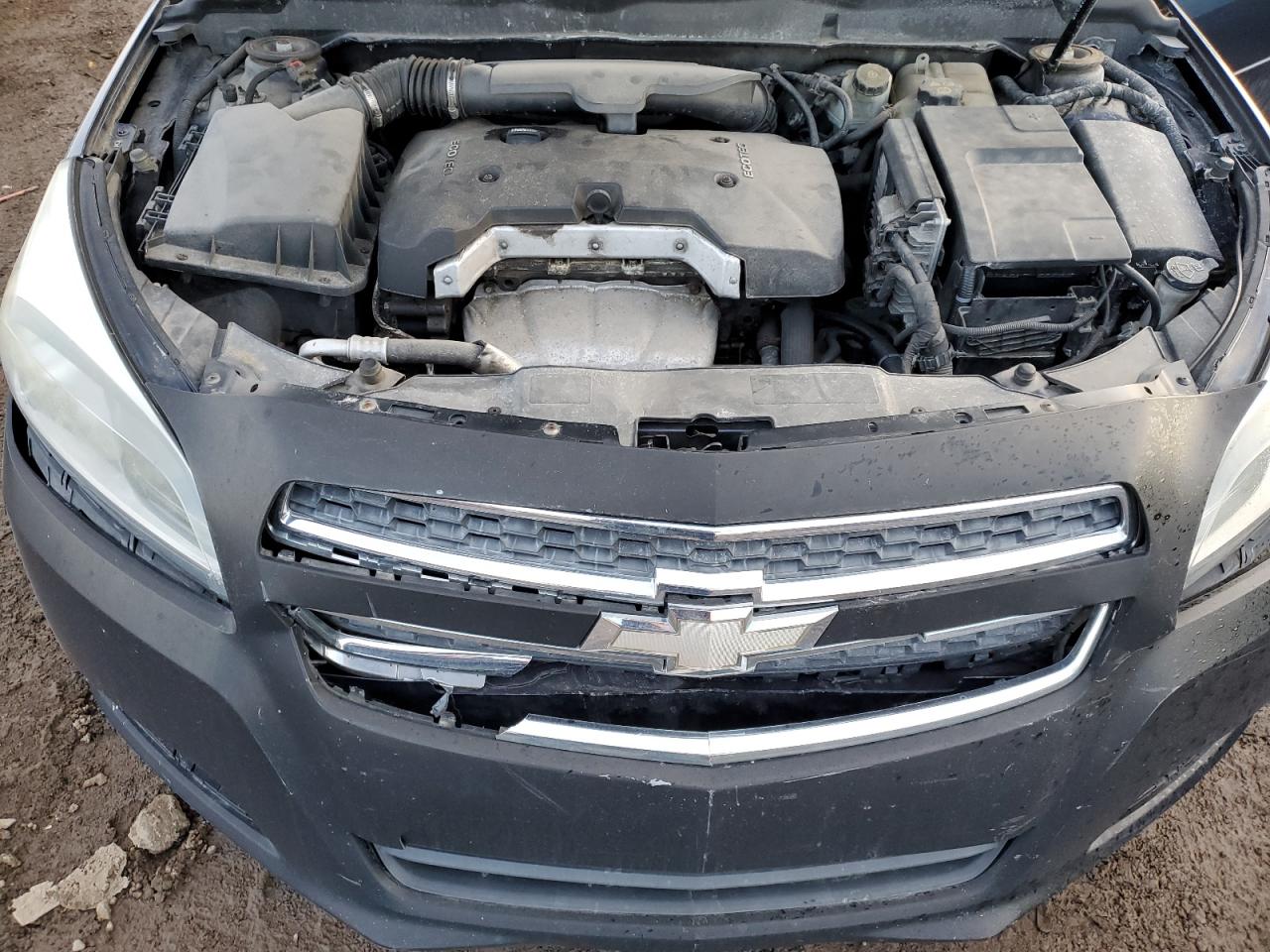 2013 Chevrolet Malibu - Image 11