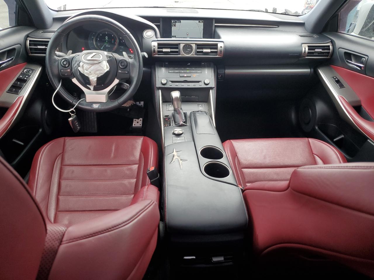 2015 Lexus IS - Image 8
