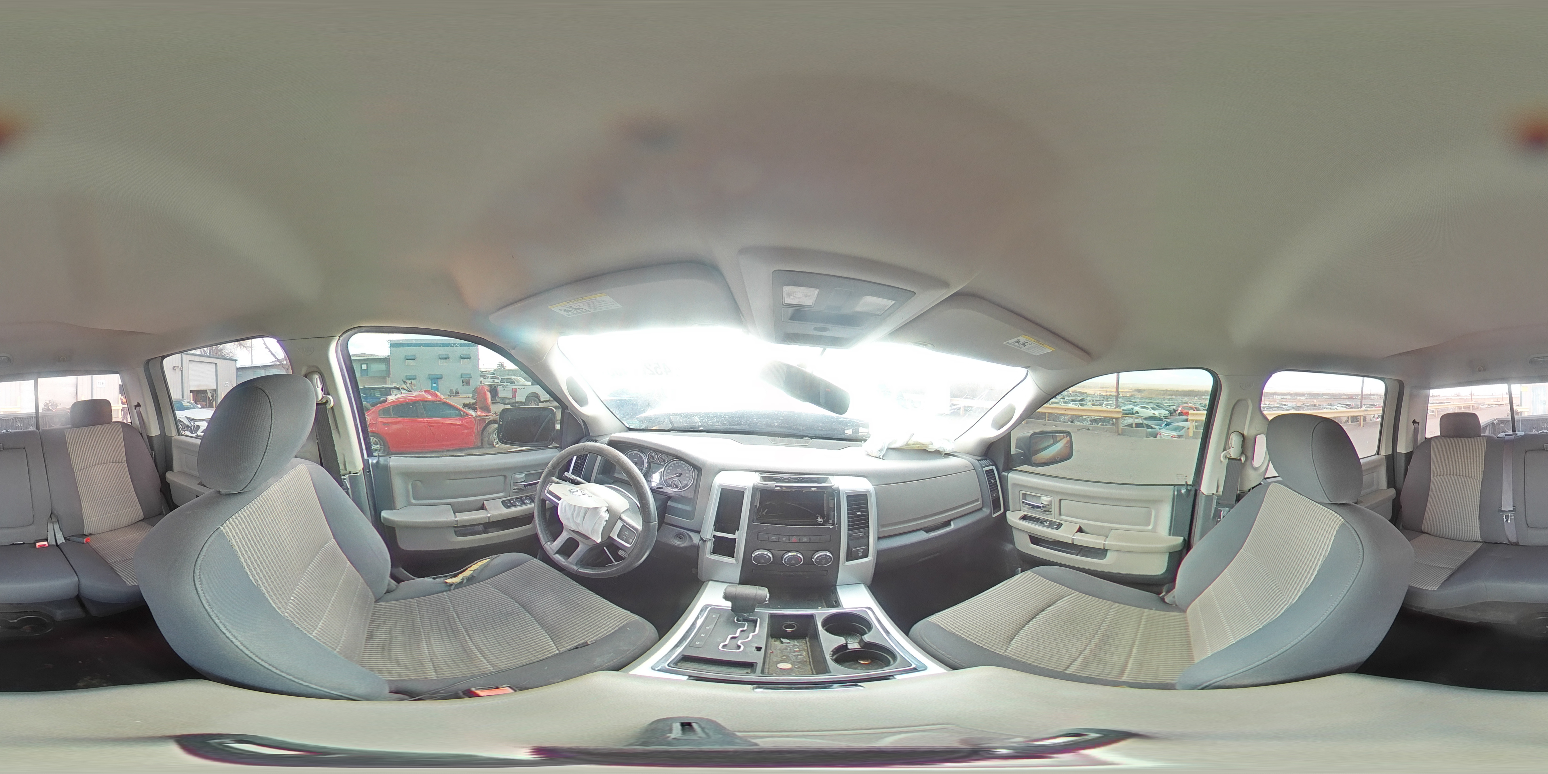 2010 Dodge RAM - Image 13