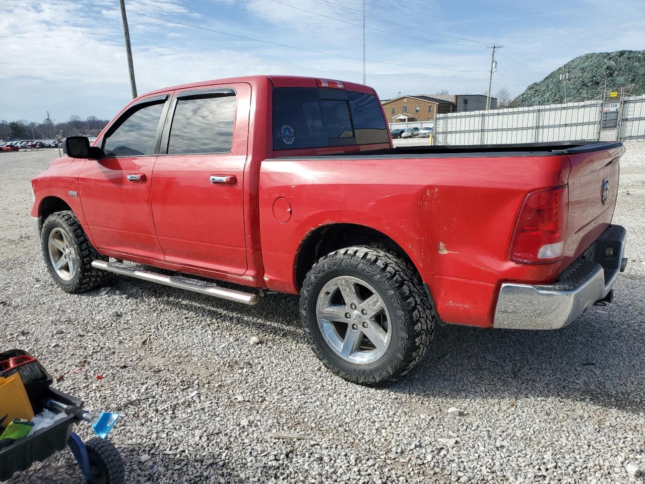 2016 RAM 1500 - Image 2