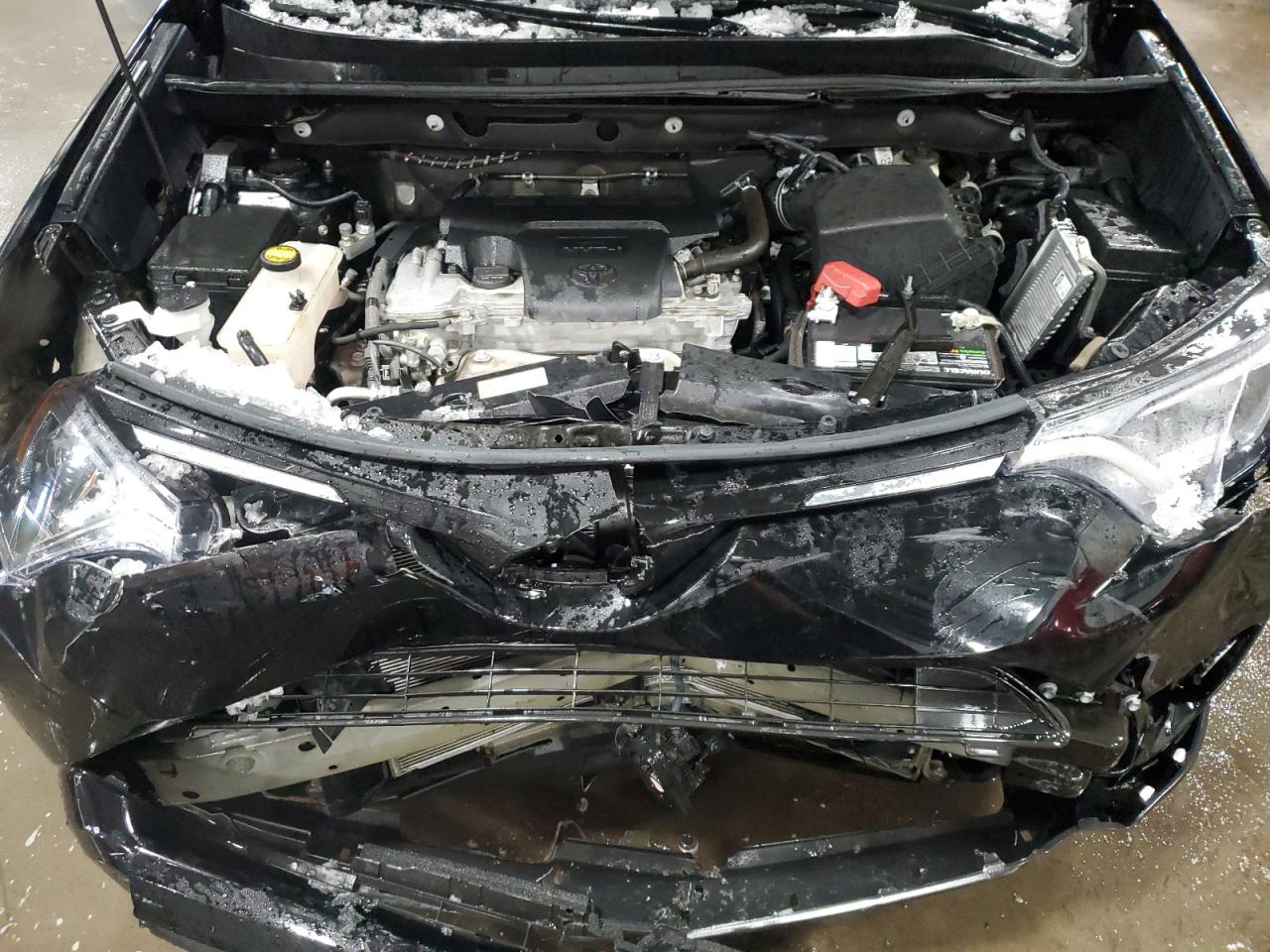 2018 Toyota RAV 4 - Image 13