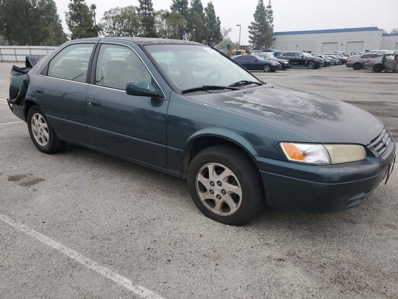 1997 Toyota Camry - Image 4
