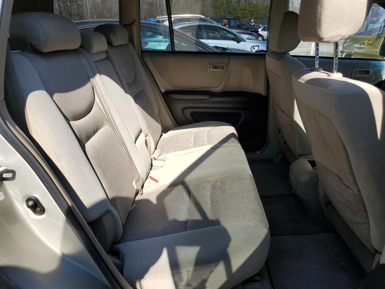 2002 Toyota Highlander - Image 11