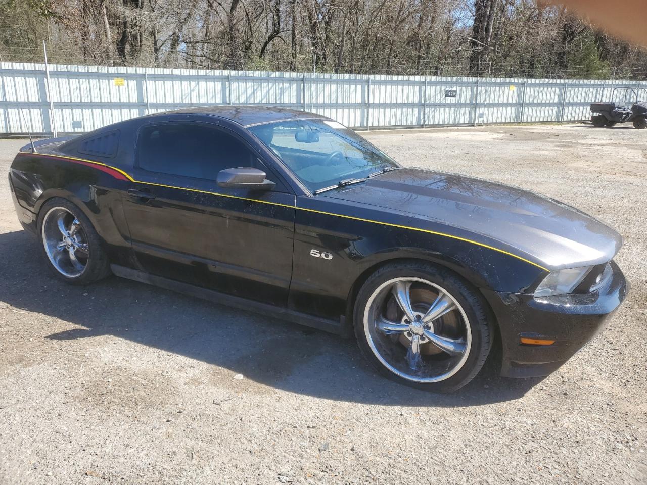 2011 Ford Mustang - Image 4