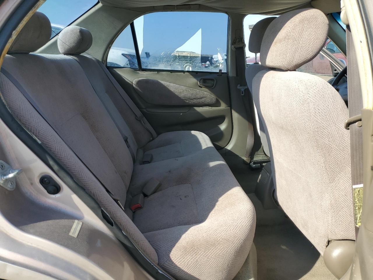 1999 Chevrolet Prizm - Image 10