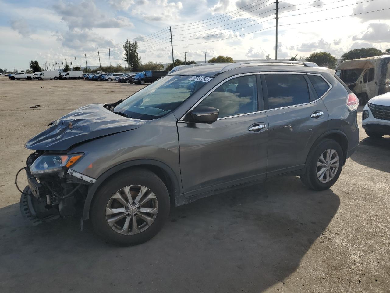 2015 Nissan Rogue - Image 1