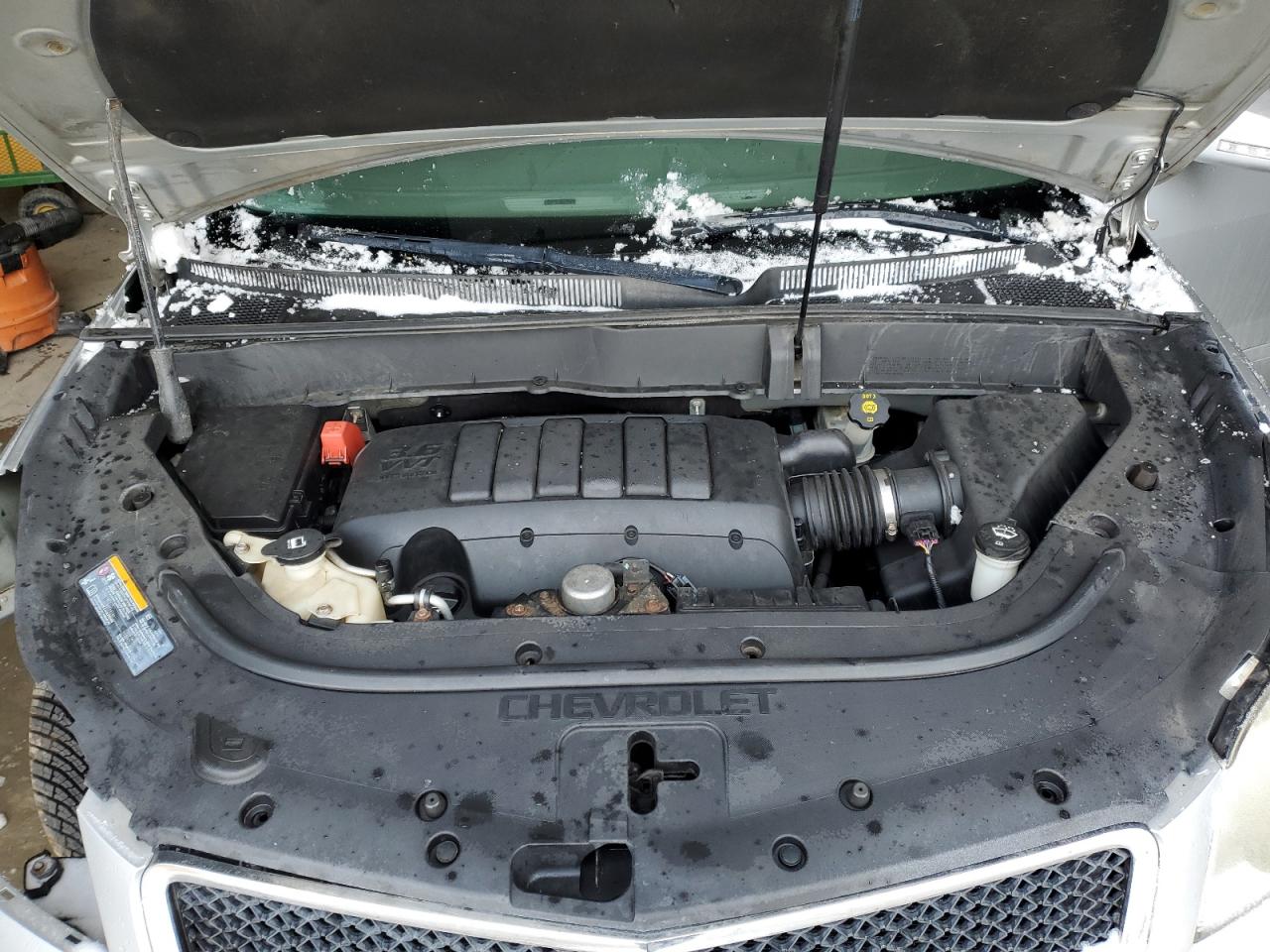 2011 Chevrolet Traverse - Image 11