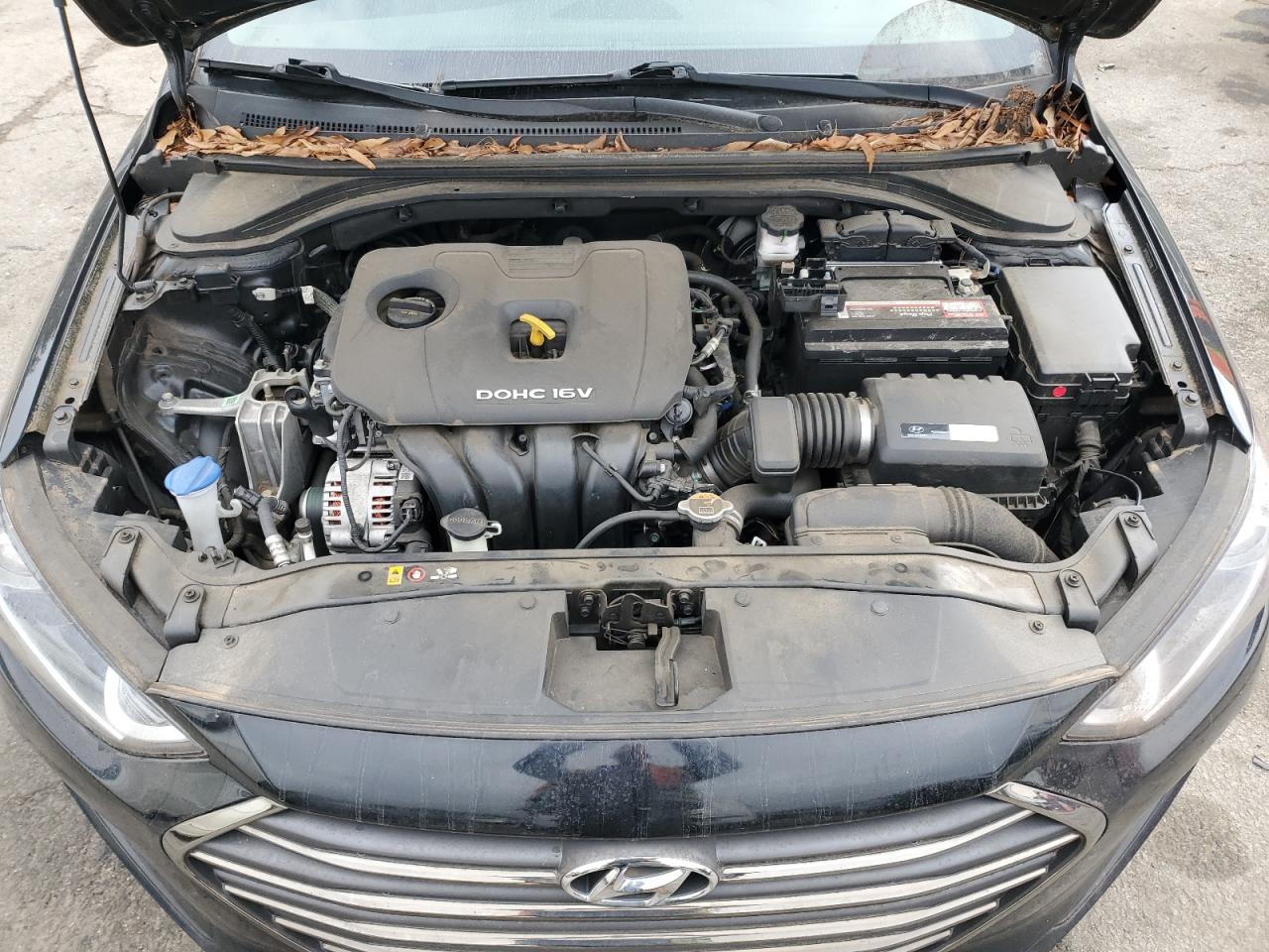 2018 Hyundai Elantra - Image 11