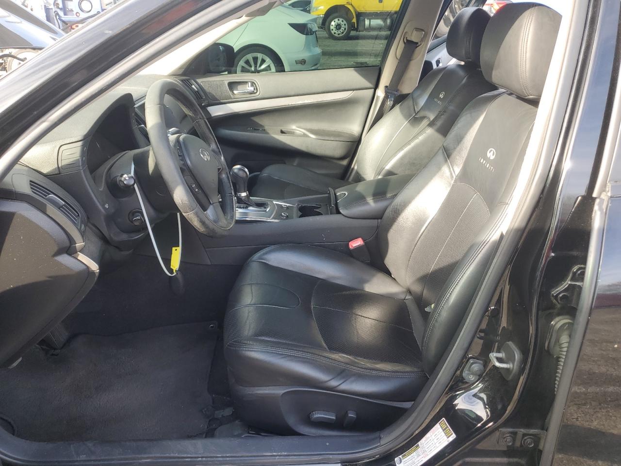 2010 Infiniti G - Image 7