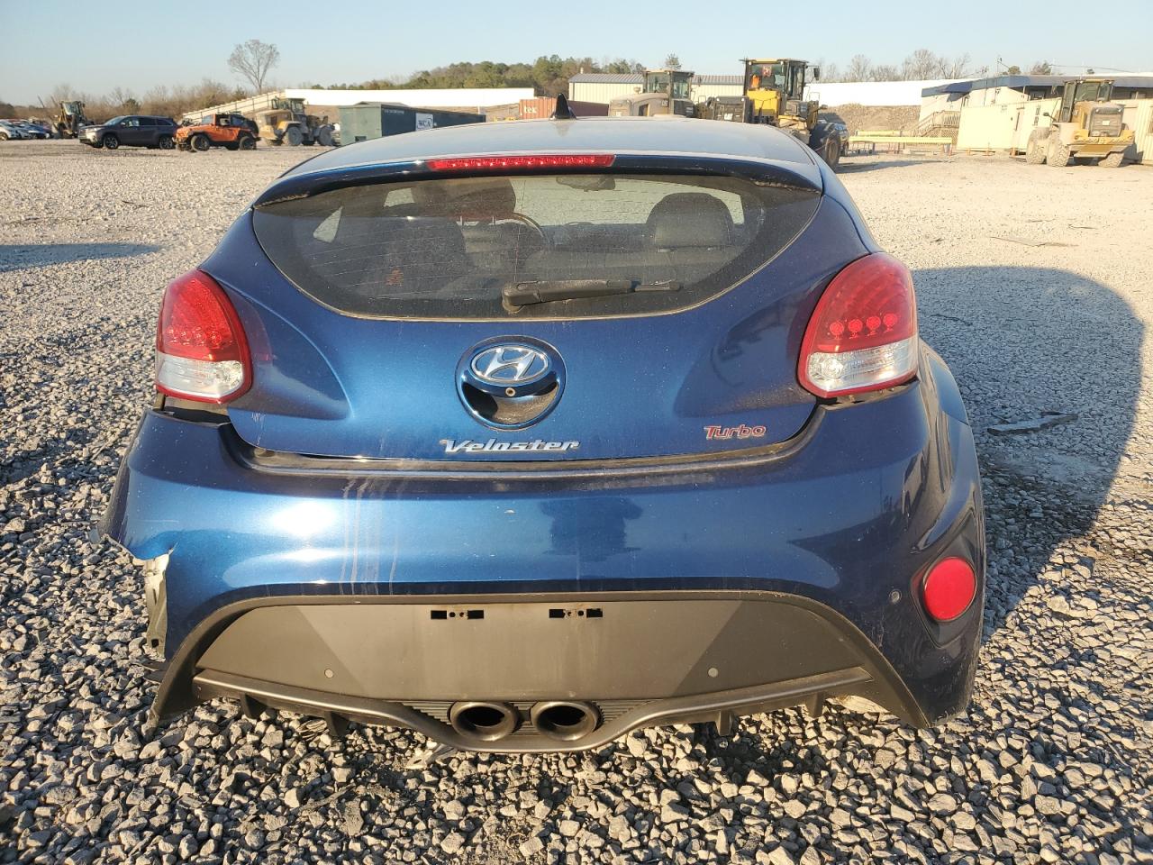 2016 Hyundai Veloster - Image 6