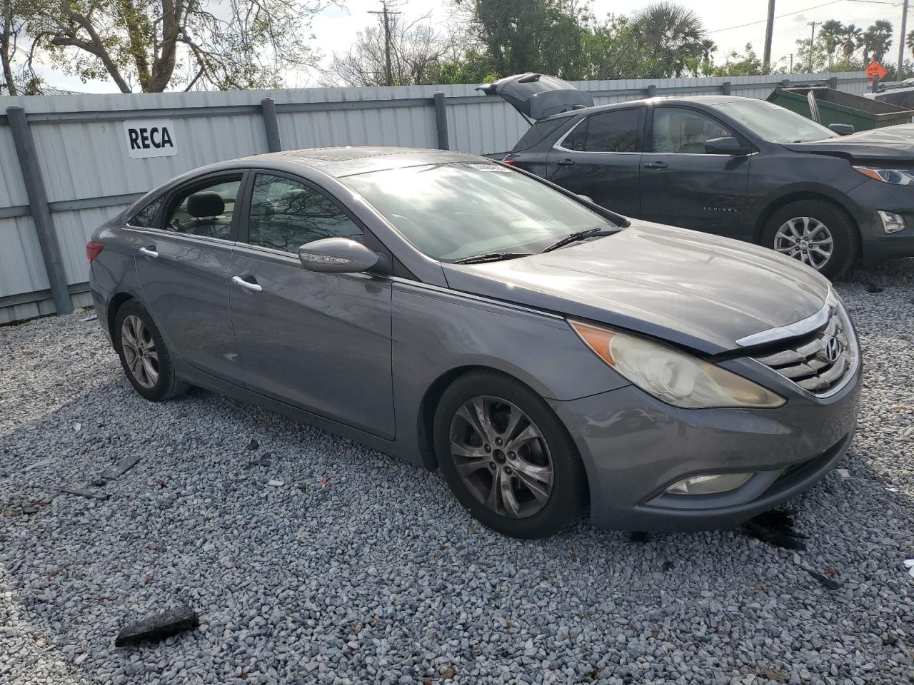2011 Hyundai Sonata - Image 4
