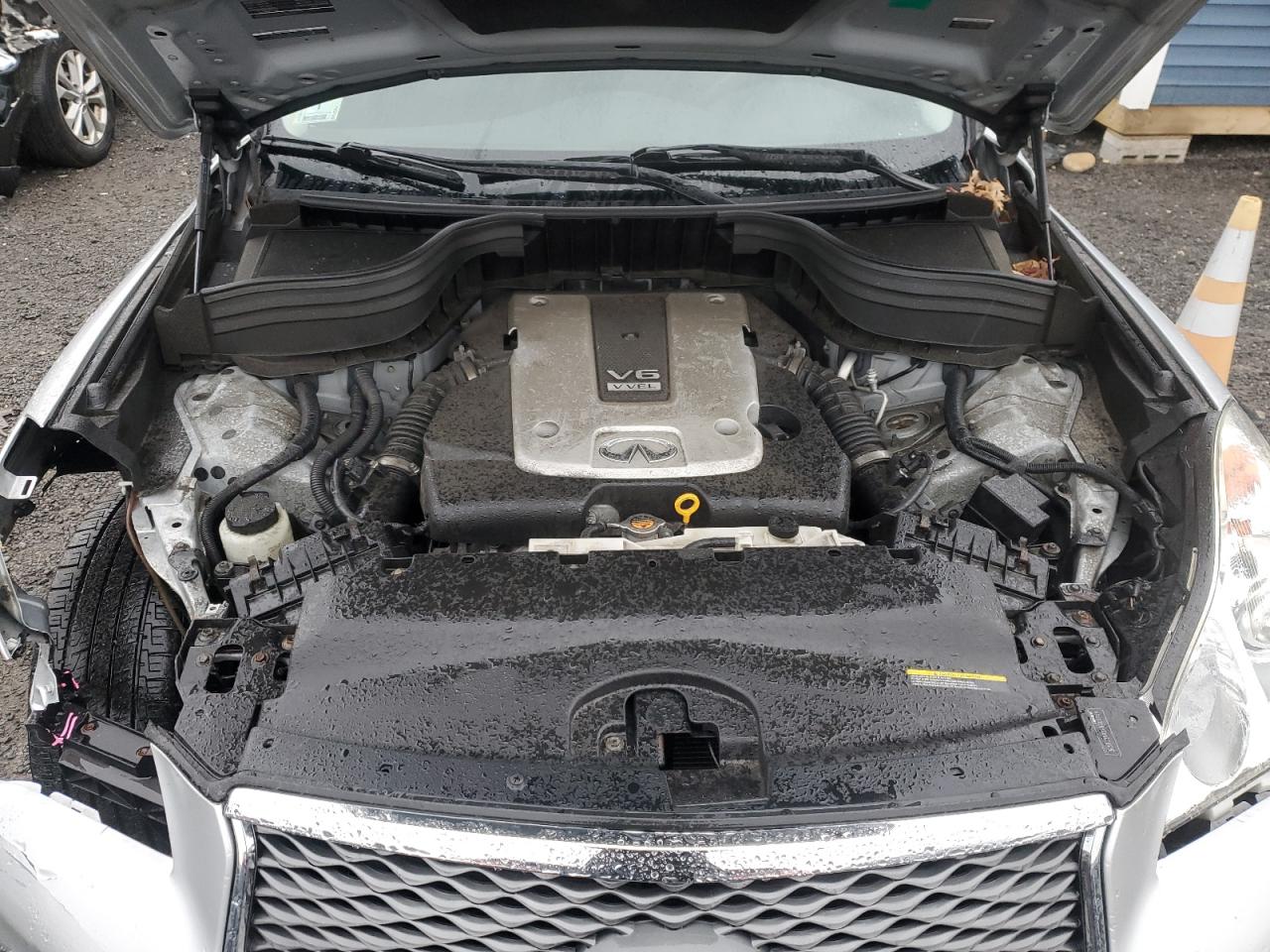 2017 Infiniti QX50 - Image 12