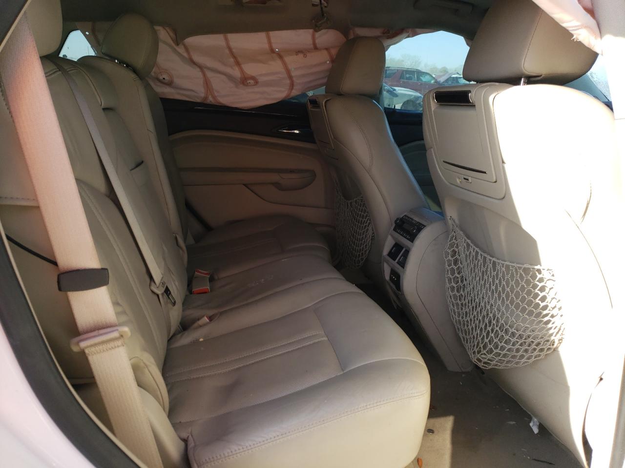 2010 Cadillac SRX - Image 11