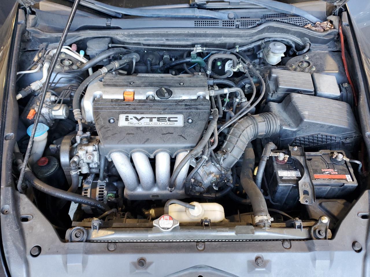 2004 Honda Accord - Image 11