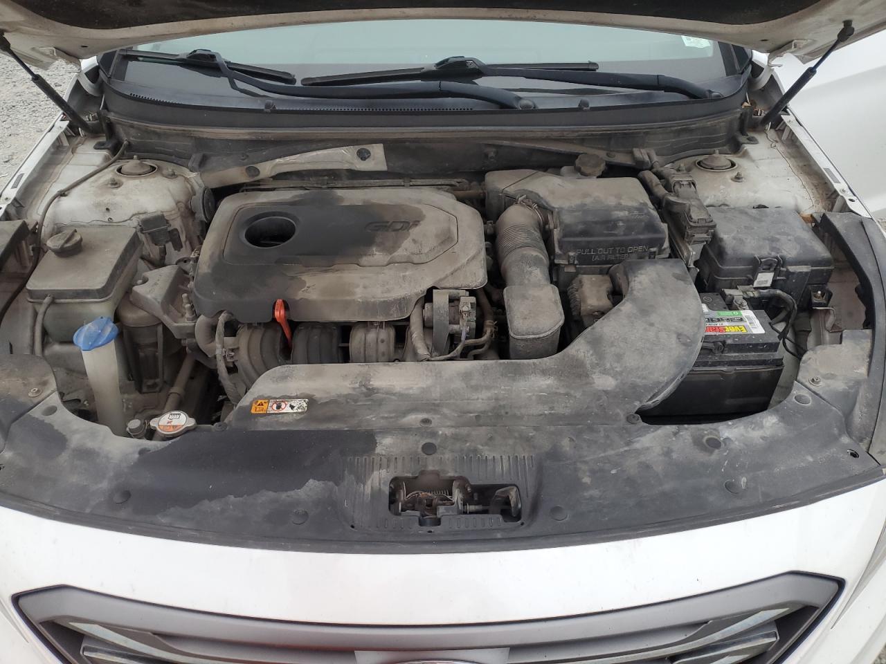 2016 Hyundai Sonata - Image 11