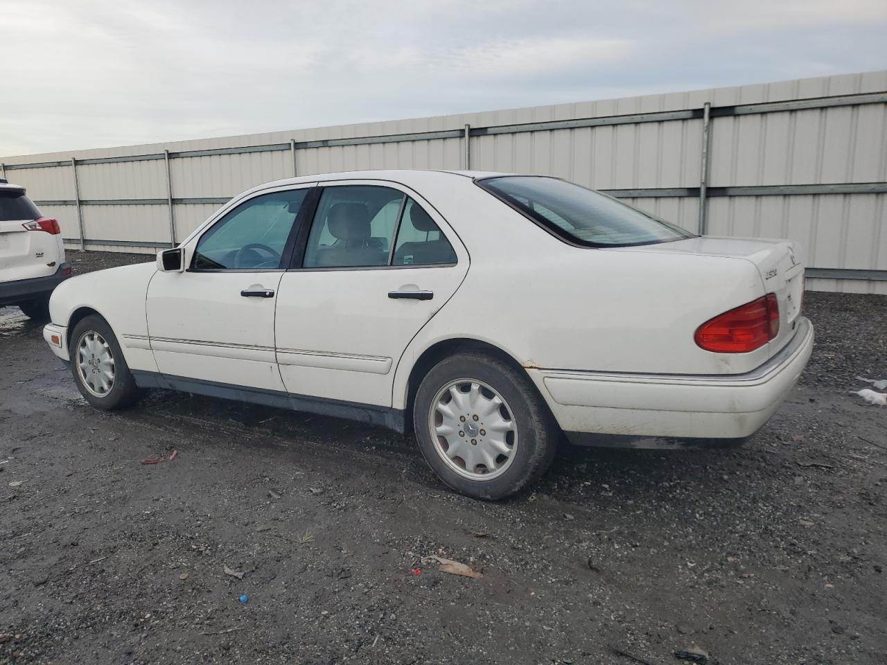 1999 Mercedes-Benz E-klasse - Image 2