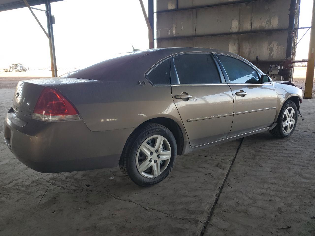 2006 Chevrolet Impala - Image 3