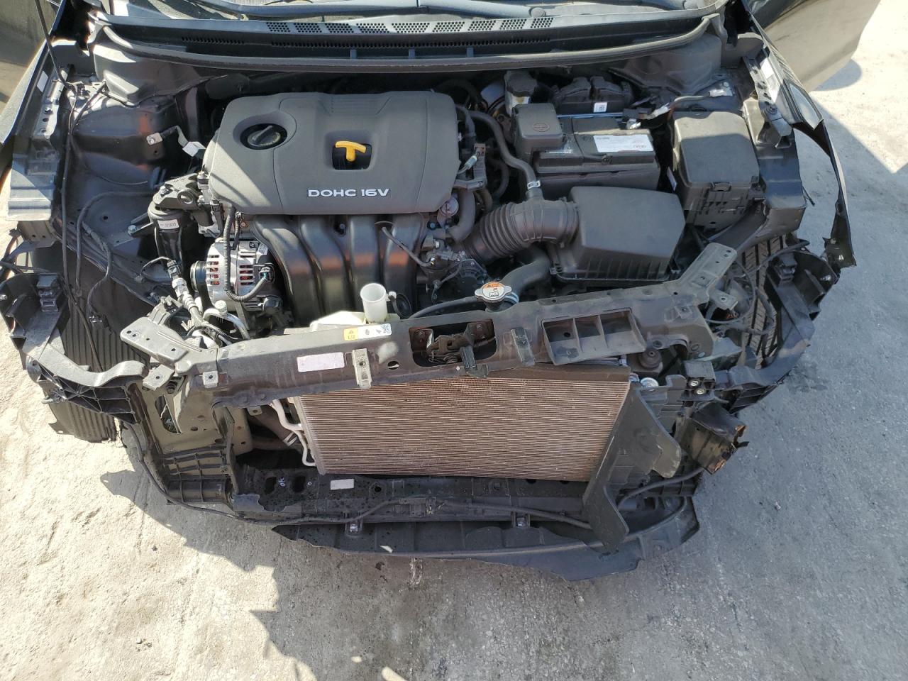 2018 Kia Forte - Image 11