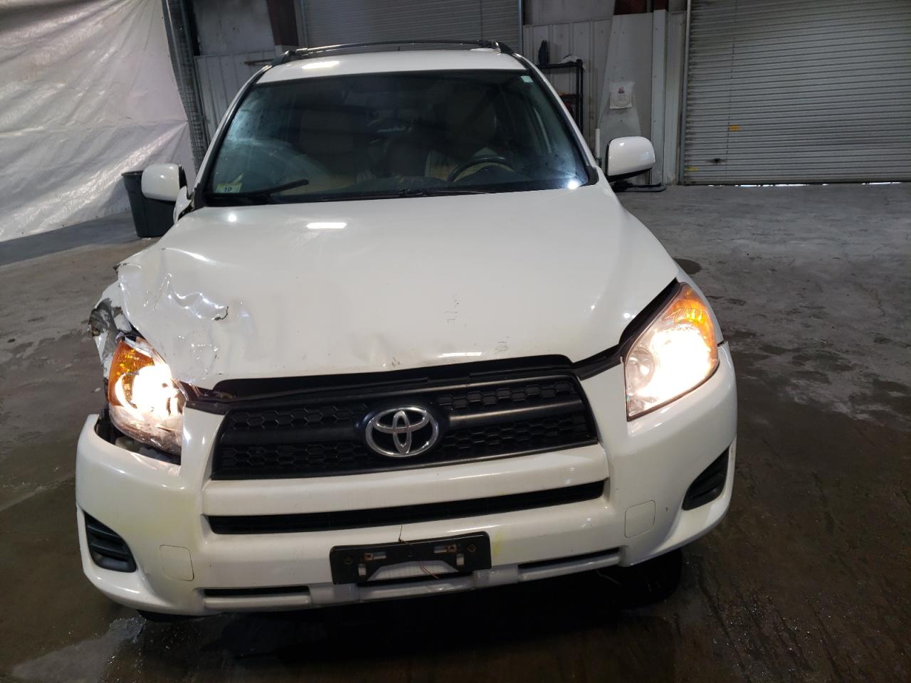 2011 Toyota RAV 4 - Image 5