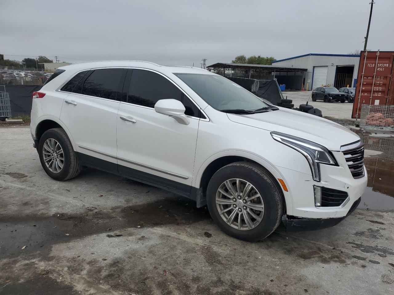 2018 Cadillac XT5 - Image 4