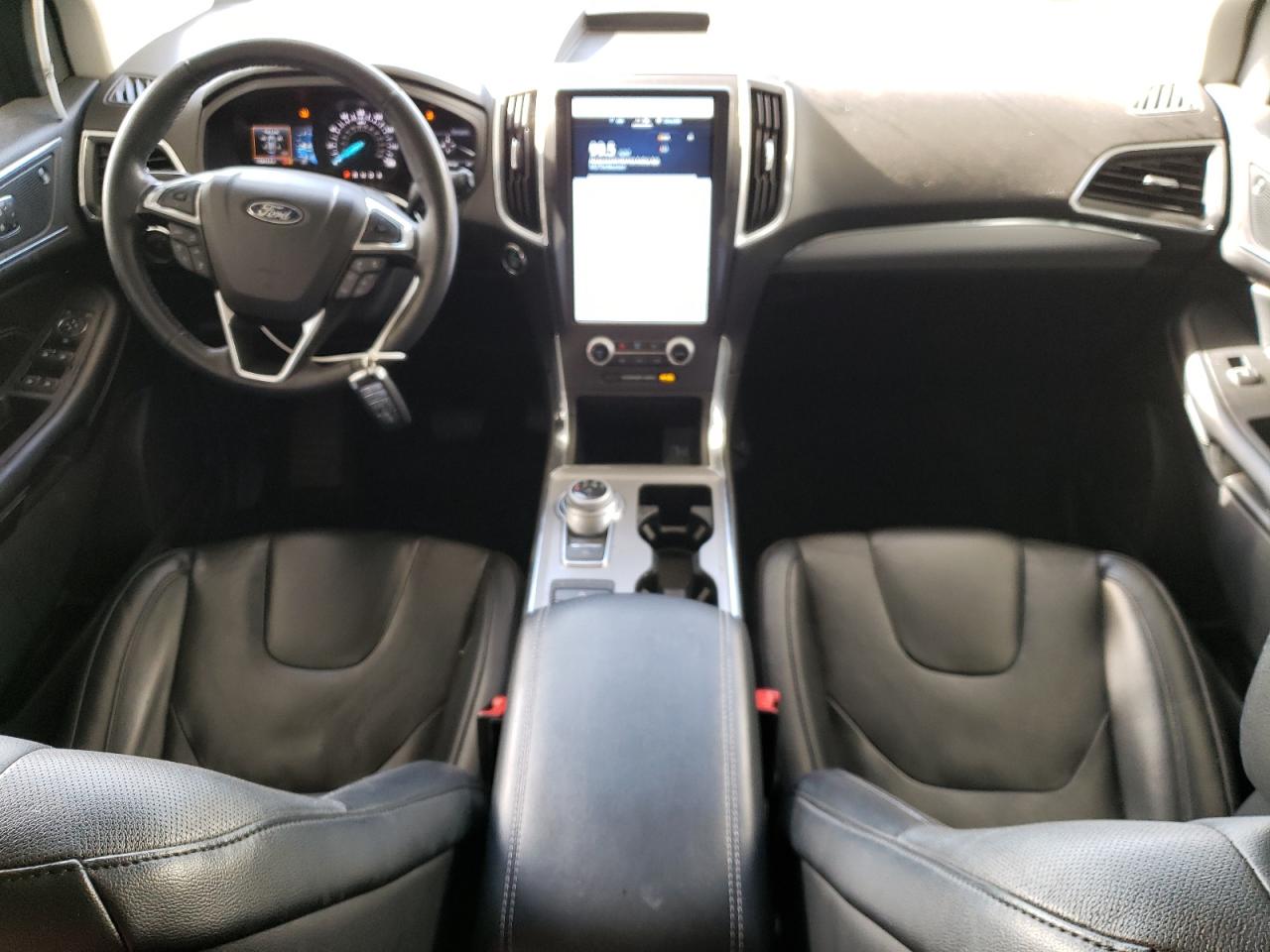 2022 Ford Edge - Image 8