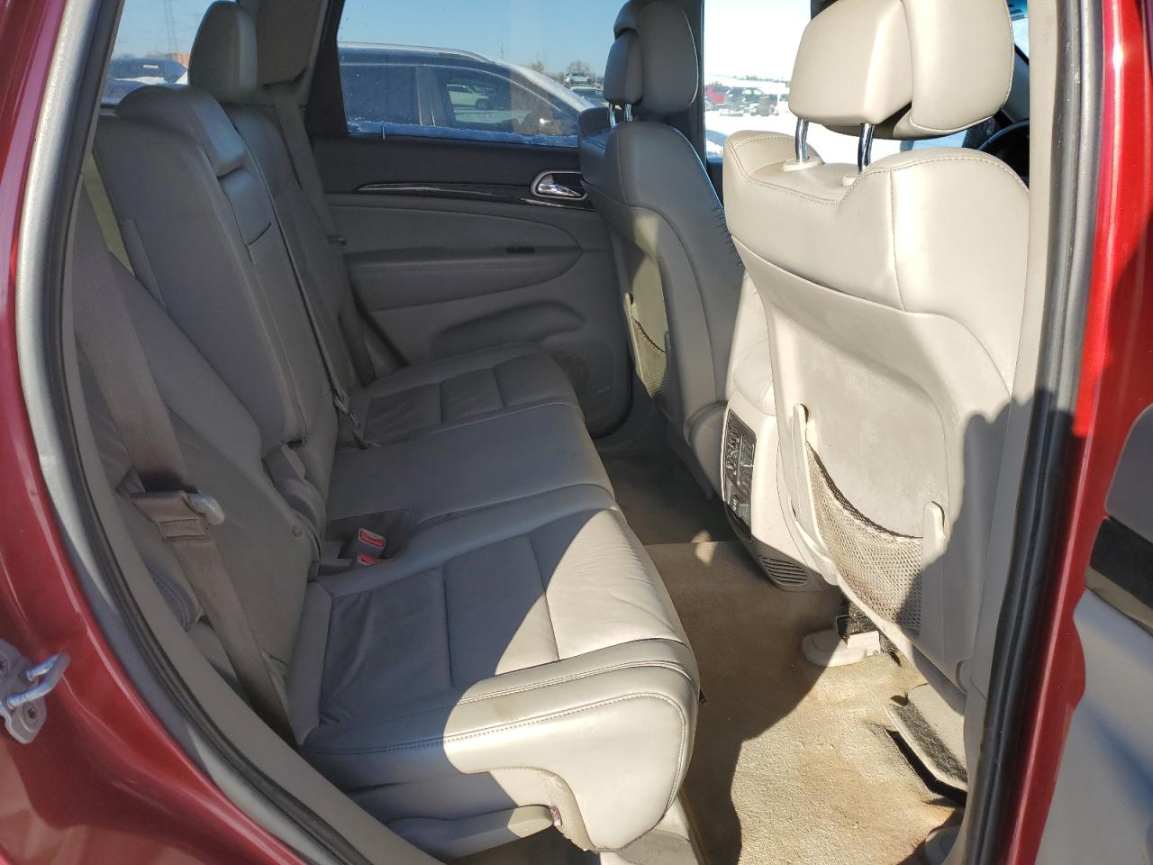 2011 Jeep Grand Cherokee - Image 10