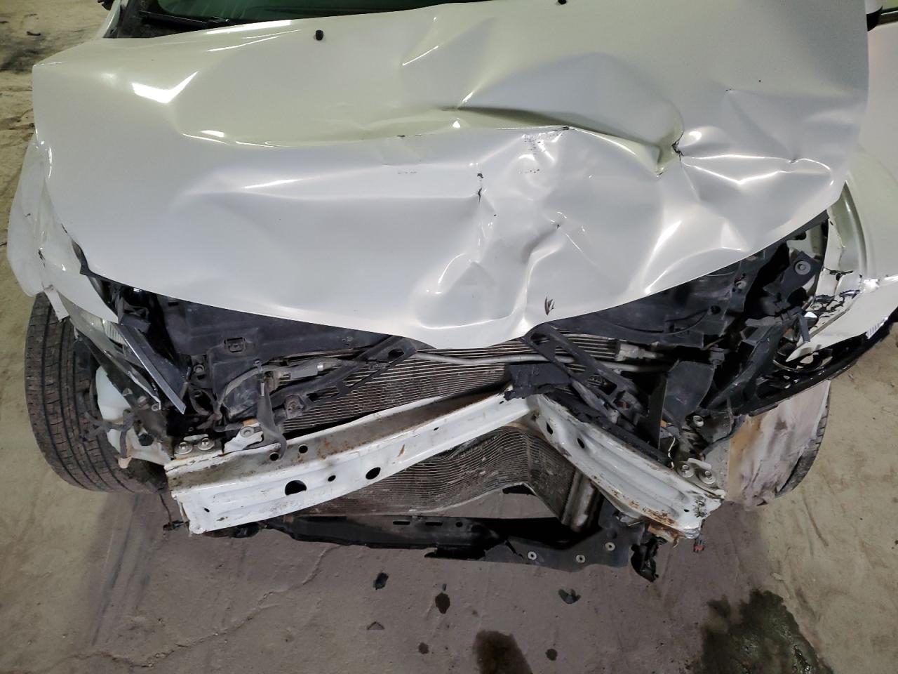 2013 Lincoln MKX - Image 12