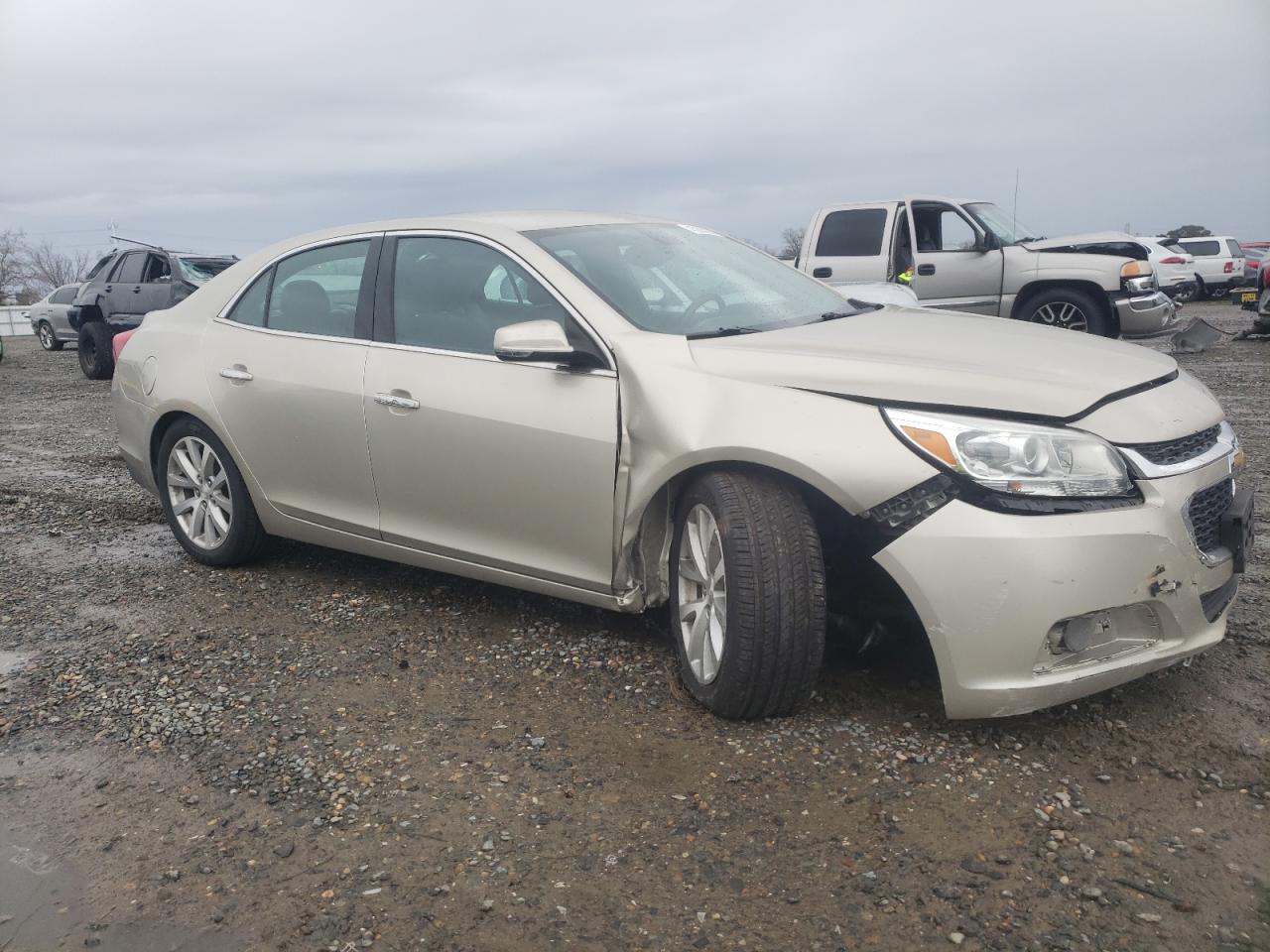 2015 Chevrolet Malibu - Image 4